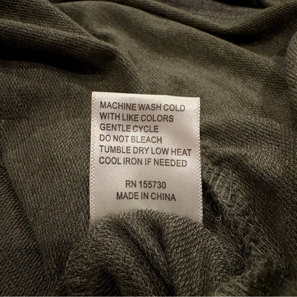 Splendid Camouflage Knit Hoodie with Ruffle Hem Size Medium - Picture 6 of 6